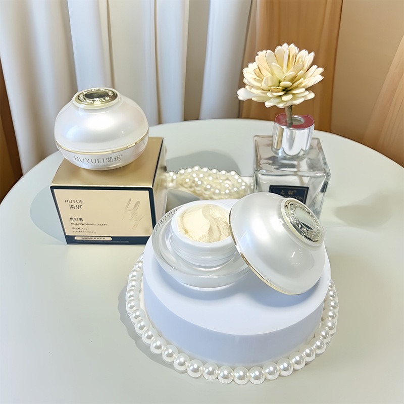 高級フェイスクリーム 10g 白磁瓶 トーンアップクリーム  - Luxury Skincare Bottles のレビューと価格